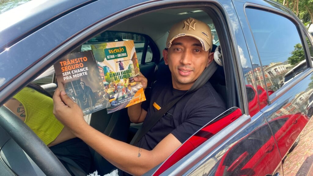Equipes trabalham na conscientização de motoristas e pedestres. Foto: Divulgação/ Detran-AM